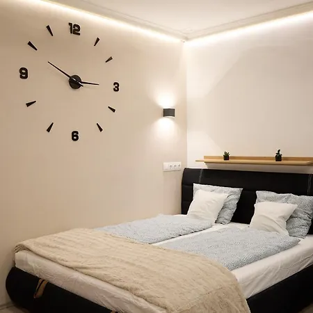 Abraapartman2 700m Apartment Siofok