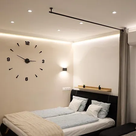 ábraapartman2 700m Daire *